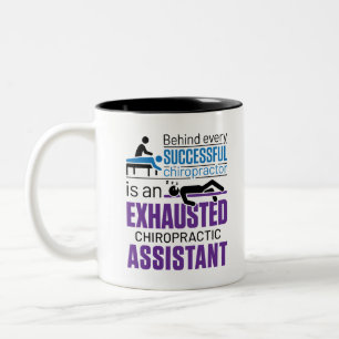 Taza Bicolor Chiropráctico asistente de quiropráctico dice gr