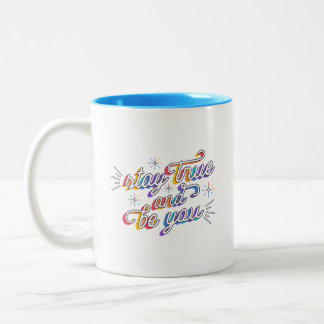 Taza Bicolor Chispas Simples Vibrantes Mantente Fiel y Sé Tú Mi