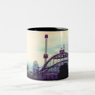 Taza Bicolor Ciclón de Coney Island