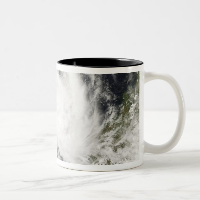 Taza Bicolor Ciclón tropical Jokwe (Derecha)