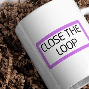 Taza Bicolor Cierra el ciclo   Cerámica