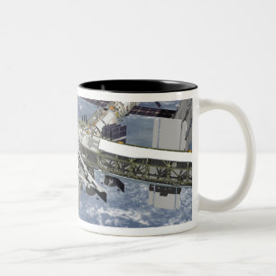 Taza Bicolor Ciérrese encima de la vista de la lanzadera