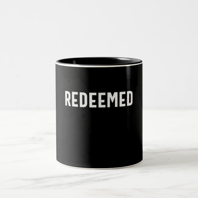 Taza Bicolor Cita cristiana redimida - Fe y redención (Centro)
