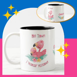 Taza Bicolor Cita divertida de Pink Flamingo "gente ayer"