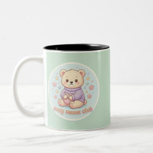 Taza Bicolor Club de Mamá Acogedora Diseño de Osito de Peluche