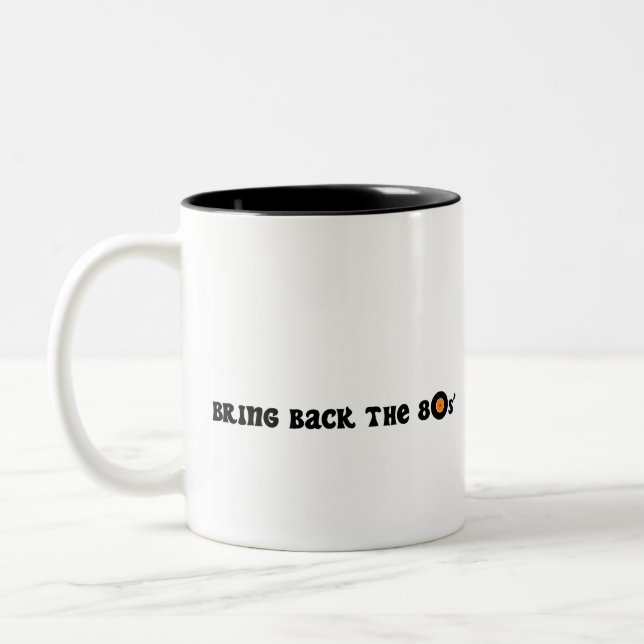 Taza Bicolor Coffee Mug Bring Back the 80 (Izquierda)