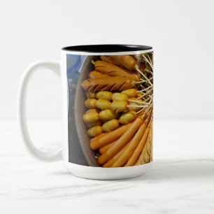 Taza Bicolor comida callejera de un mercado asiático