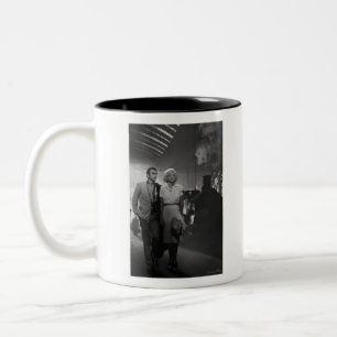 Taza Bicolor CON19BWD3 que dice Farewell.tif