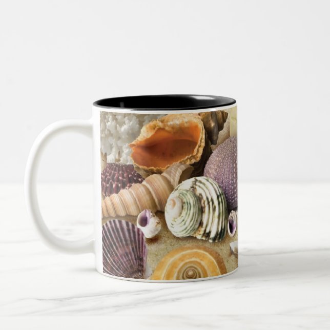 Taza Bicolor conchas marinas en la playa (Izquierda)