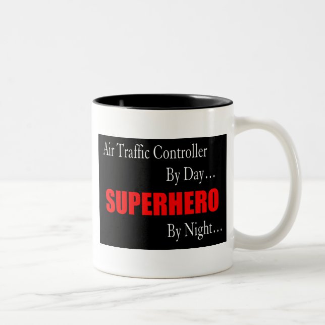 Taza Bicolor Controlador aéreo del super héroe (Derecha)