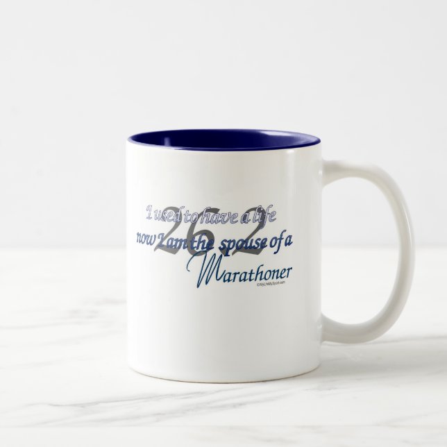 TAZA BICOLOR CÓNYUGE DE UN MARATHONER (Derecha)