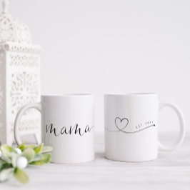 Taza Bicolor Corazón de Mama Script | Regalo de mamá Simple Per