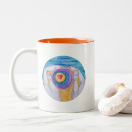 Taza Bicolor Corazón en Manos Cir Sal 139:24, firmado digitalme