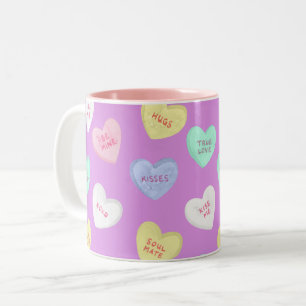 Taza Bicolor Corazones de dulzura clásicos de San Valentín sobr