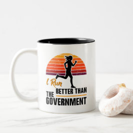 Taza Bicolor Corro Mejor Que El Gobierno Funny Runner