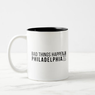Taza Bicolor Cosas malas suceden en Filadelfia: Campana de la l