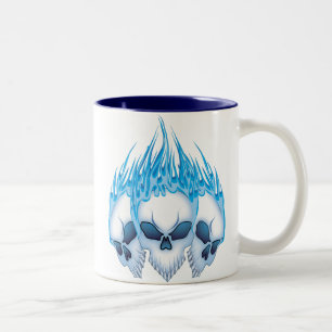 Taza Bicolor Cráneos azules llameantes