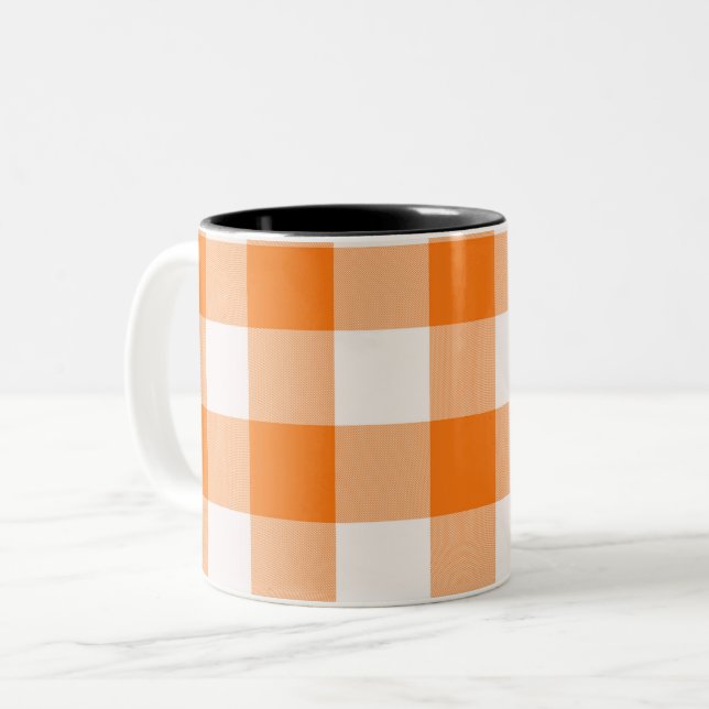 Taza Bicolor Cuadros naranja y blanco  (Anverso izquierdo)