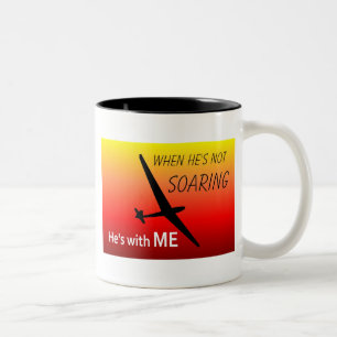 Taza Bicolor Cuando él no es altísimo él está conmigo