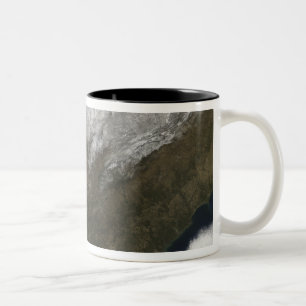 Taza Bicolor Cubierta de nieve sobre los Estados Unidos
