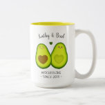 Taza Bicolor Cute Aguacate Regalo Personalizado Para Él<br><div class="desc">Cita de café aguacate que puede ser personalizada con los nombres de la pareja. Ideal para El día de San Valentín,  aniversario,  boda o sólo para hacer su sonrisa SO.</div>