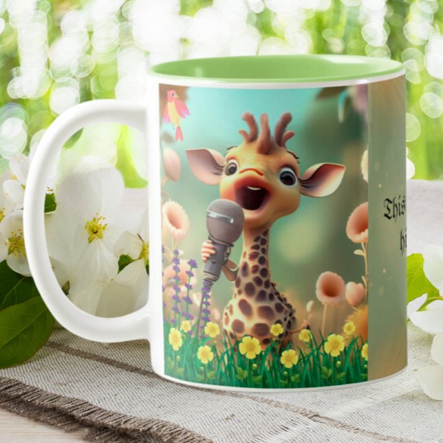 Taza Bicolor Cute Giraffe Cantando Cita divertida Personalizado (Subido por el creador)