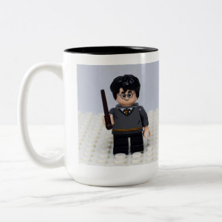 Taza Bicolor Cute Wizard Toy Figure Mug – Magic-Themed Coffee