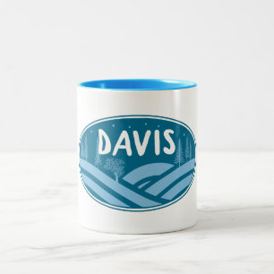 Taza Bicolor Davis West Virginia al aire libre