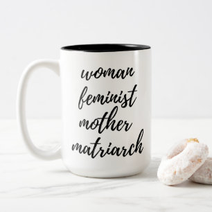 Taza Bicolor Día de la Madre Tipografía Manuscrita Feminista Ne