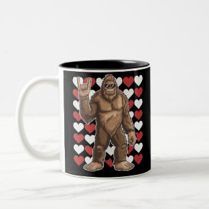 Taza Bicolor Día de San Valentín de Bigfoot Corazones Divertido