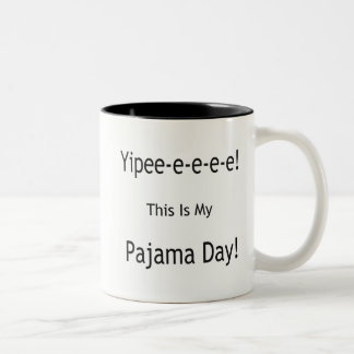 Taza Bicolor ¡Día del pijama!