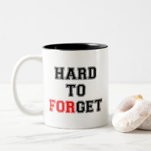 Taza Bicolor Difícil de conseguir: difícil de olvidar Mug d