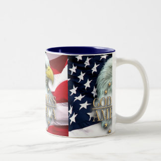 TAZA BICOLOR DIOS BENDICE AMÉRICA EAGLE
