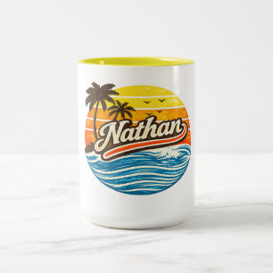Taza Bicolor Diseño de nombre Nathan Retro Sunset