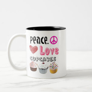 Taza Bicolor Diseño de pastelitos de Peace Love Cupcakes