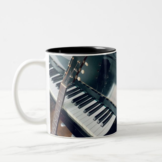 Taza Bicolor Diseño de piano de bonito (Izquierda)