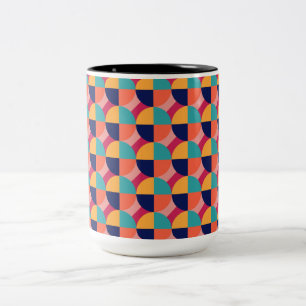 TAZA BICOLOR DISEÑO GEOMÉTRICO.
