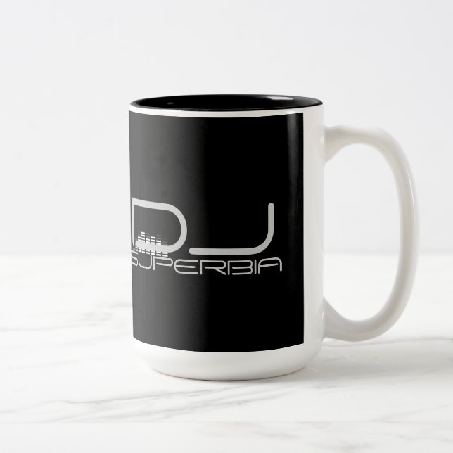 Taza Bicolor DJ de encargo asalta (Derecha)