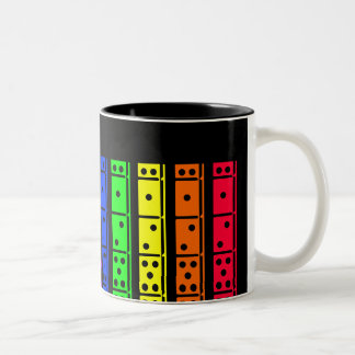 Taza Bicolor Dominós del arco iris en diseño de la parte
