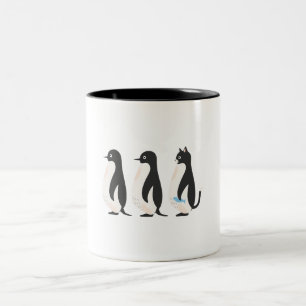 Taza Bicolor Doodle de Pingüino y Gato