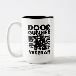 Taza Bicolor Door Gunner Vietnam: Guardians of the Skies