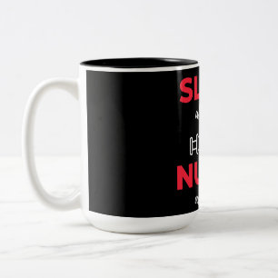 Taza Bicolor Dormir todo el día Enfermera toda la noche