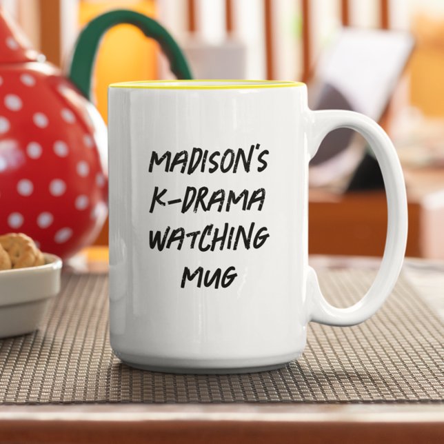Taza Bicolor Drama coreano mirando personalizado (Subido por el creador)