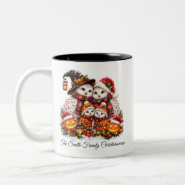 Taza Bicolor Dulce familia de búho nevado en Navidadween, fiest