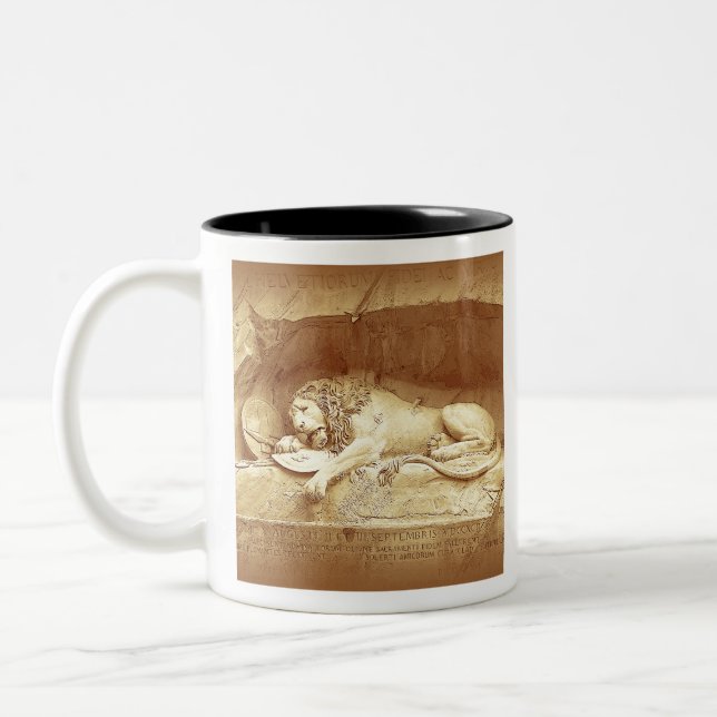 Taza Bicolor Dying Lion of Luzern - Löwendenkmal (Izquierda)