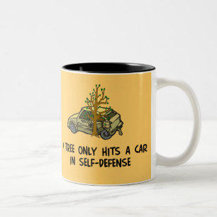 Taza Bicolor El árbol golpea el coche
