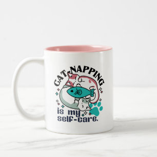 Taza Bicolor El Ataque Al Gato Es Mi Autocuidado: Gatos Cuestos