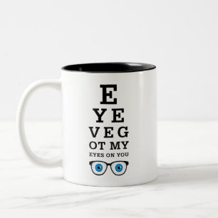 Taza Bicolor El óptico divertido observa en usted