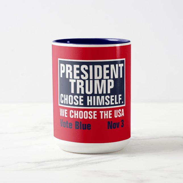 Taza Bicolor El Presidente Trump Se Eligió Nosotros, EEUU (Centro)