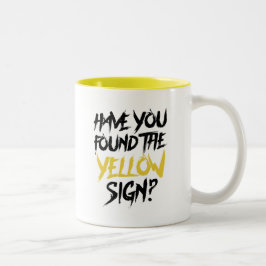 Taza Bicolor El rey en amarillo le tiene encontrar el Rótulo